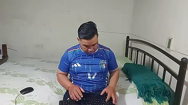 ferchoDC78 online show from 02-13-26, 06:48