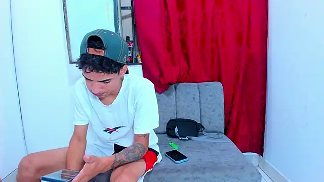 My-Beautifull-Couple online show from 12-29-24, 08:26