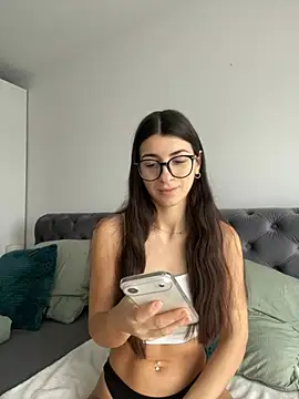 Wildberry  online show from 02-08-26, 08:51