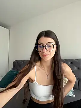 Wildberry  online show from 04-23-26, 02:30