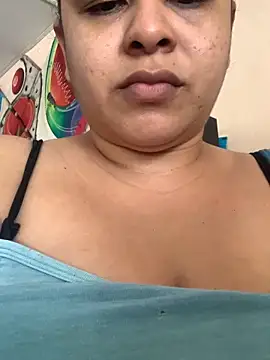 twocurvylatins online show from 02-12-26, 04:57