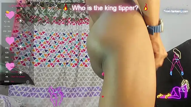 Snapshot of christialexaa chatting on 02-15-25, 08:33 christialexaa online show from 02-15-25, 08:33