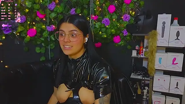 Sweett Mollyy online show from 04-25-26, 12:13