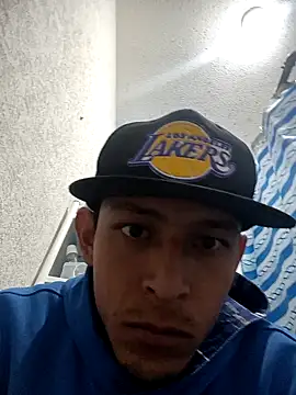 Snapshot of Leonul chatting on 12-23-24, 09:05 Leonul online show from 12-23-24, 09:05