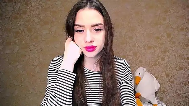 Snapshot of _your_fantasy_girl chatting on 02-13-25, 08:45 your fantasy girl online show from 02-13-25, 08:45