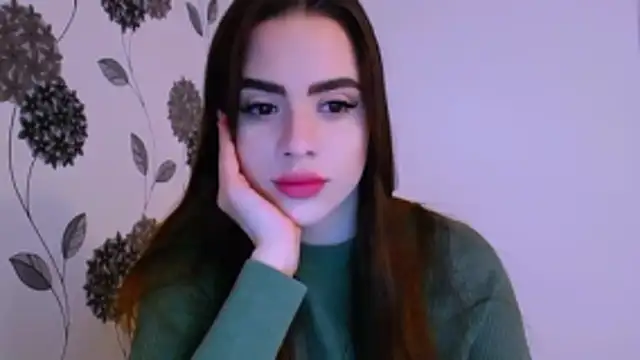 Snapshot of _your_fantasy_girl chatting on 11-21-25, 12:37 your fantasy girl online show from 11-21-25, 12:37