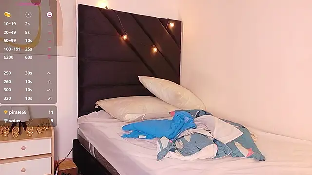 littleebluee online show from 06-01-26, 07:37