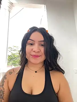 Snapshot of Pretty_Isadora chatting on 12-30-24, 06:05 Pretty Isadora online show from 12-30-24, 06:05