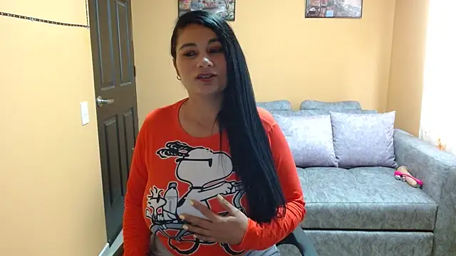 Snapshot of Kerly_Lopez chatting on 01-25-25, 09:14 Kerly Lopez online show from 01-25-25, 09:14