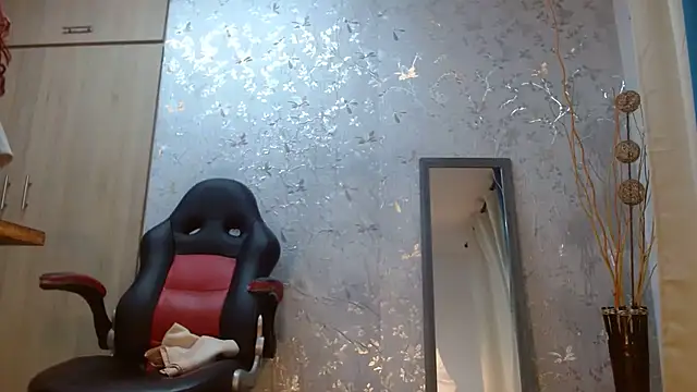 Samantabrown  online show from 10-14-25, 11:22