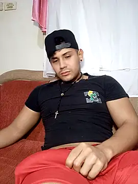 Snapshot of AlexisSpears_ chatting on 01-06-25, 05:52 AlexisSpears online show from 01-06-25, 05:52