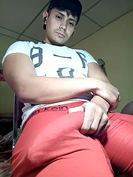 Snapshot of AlexisSpears_ chatting on 02-19-25, 07:38 AlexisSpears online show from 02-19-25, 07:38