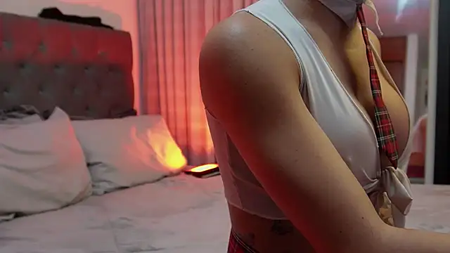 tay ler3 online show from 03-18-25, 10:48