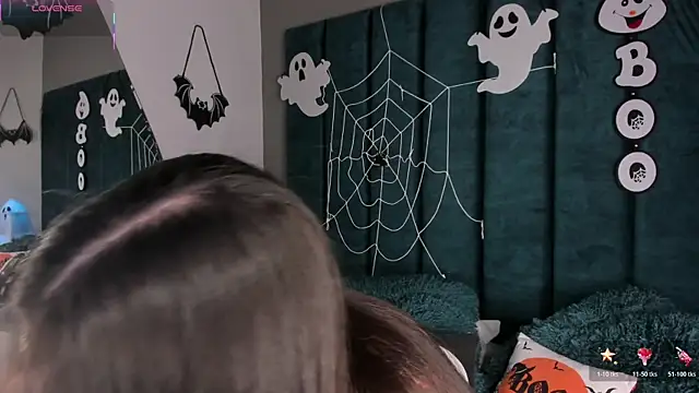 IsabellaGrey19 online show from 11-04-25, 07:35