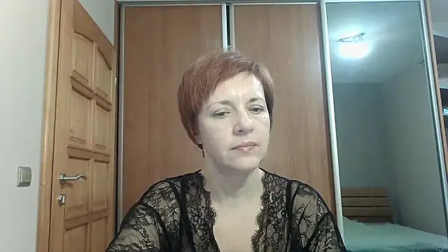 Snapshot of LoraLoraMay chatting on 01-12-26, 05:51 LoraLoraMay online show from 01-12-26, 05:51