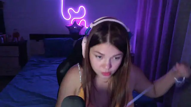 helengilmor online show from 09-13-25, 03:56