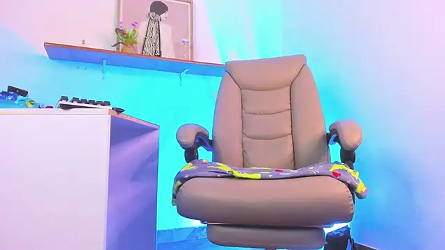 Snapshot of Chanelll_Taylorr_ chatting on 01-11-26, 12:43 Chanelll Taylorr online show from 01-11-26, 12:43