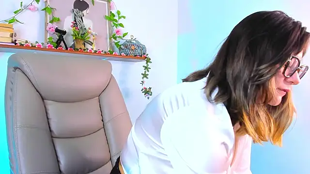 Snapshot of Chanelll_Taylorr_ chatting on 03-06-26, 12:56 Chanelll Taylorr online show from 03-06-26, 12:56