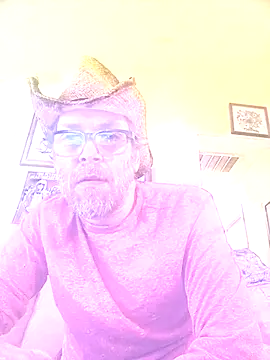 Snapshot of Geaux_Again chatting on 03-13-25, 05:50 Geaux Again online show from 03-13-25, 05:50