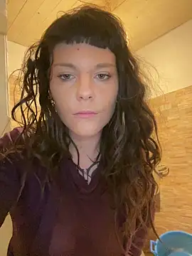 OniricFemme online show from 05-06-26, 05:14