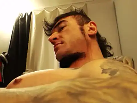 Snapshot of ballardbret chatting on 02-06-25, 07:24 ballardbret online show from 02-06-25, 07:24