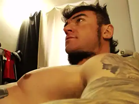 Snapshot of ballardbret chatting on 03-20-25, 07:14 ballardbret online show from 03-20-25, 07:14