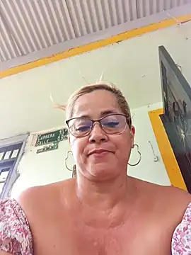 Snapshot of natally_ross21 chatting on 12-14-24, 03:25 natally ross21 online show from 12-14-24, 03:25