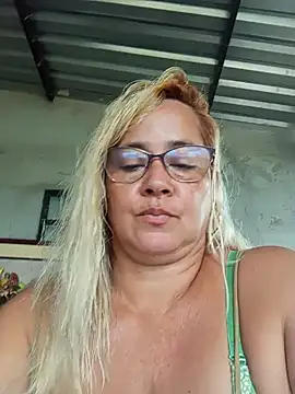 Snapshot of natally_ross21 chatting on 01-07-25, 02:19 natally ross21 online show from 01-07-25, 02:19