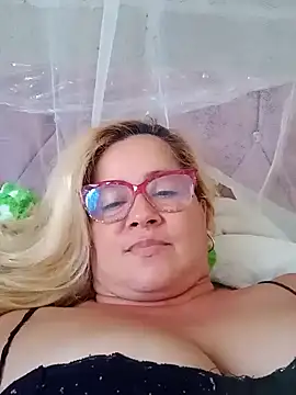 Snapshot of natally_ross21 chatting on 02-09-25, 09:17 natally ross21 online show from 02-09-25, 09:17