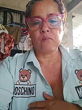 Snapshot of natally_ross21 chatting on 02-24-25, 01:21 natally ross21 online show from 02-24-25, 01:21