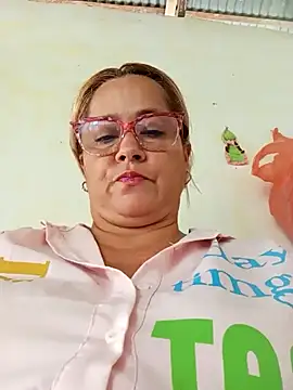 Snapshot of natally_ross21 chatting on 03-17-25, 08:40 natally ross21 online show from 03-17-25, 08:40