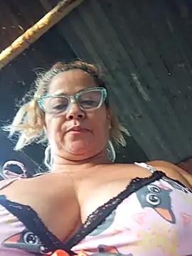 Snapshot of natally_ross21 chatting on 09-22-25, 11:23 natally ross21 online show from 09-22-25, 11:23
