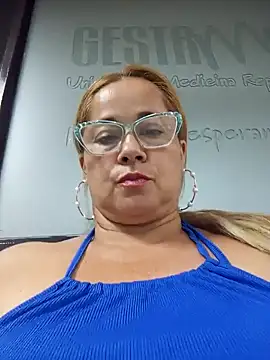 Snapshot of natally_ross21 chatting on 09-29-25, 03:06 natally ross21 online show from 09-29-25, 03:06