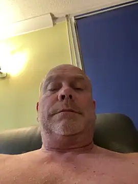 SlaveWayne135 online show from 12-05-25, 12:30