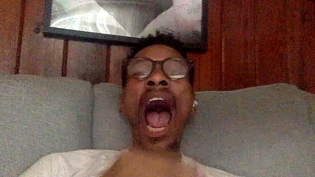 Snapshot of KingDerRico chatting on 09-11-25, 07:58 KingDerRico online show from 09-11-25, 07:58