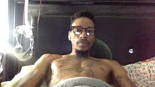 Snapshot of KingDerRico chatting on 09-12-25, 10:32 KingDerRico online show from 09-12-25, 10:32