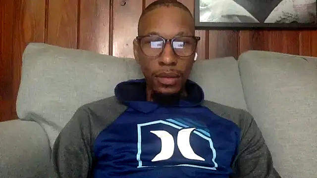 Snapshot of KingDerRico chatting on 10-13-25, 05:02 KingDerRico online show from 10-13-25, 05:02