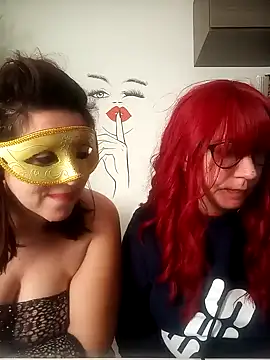 Snapshot of carolyne2023 chatting on 01-29-25, 03:37 carolyne2023 online show from 01-29-25, 03:37