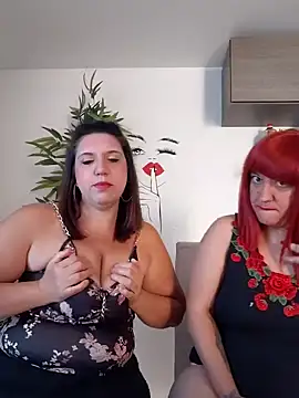 Snapshot of carolyne2023 chatting on 09-28-25, 06:30 carolyne2023 online show from 09-28-25, 06:30