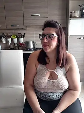 Snapshot of carolyne2023 chatting on 12-01-25, 09:14 carolyne2023 online show from 12-01-25, 09:14