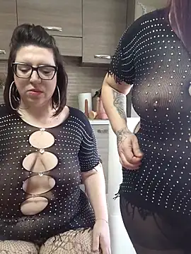 Snapshot of carolyne2023 chatting on 02-08-26, 08:18 carolyne2023 online show from 02-08-26, 08:18