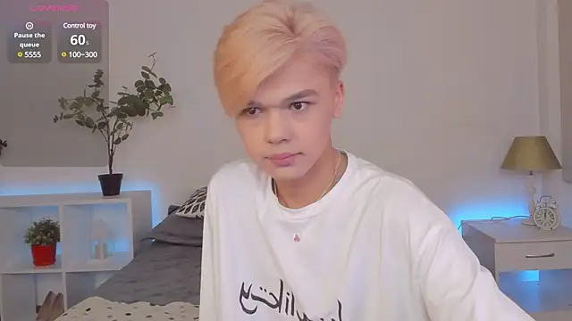 Snapshot of Felix_Rey chatting on 01-30-25, 03:51 Felix Rey online show from 01-30-25, 03:51