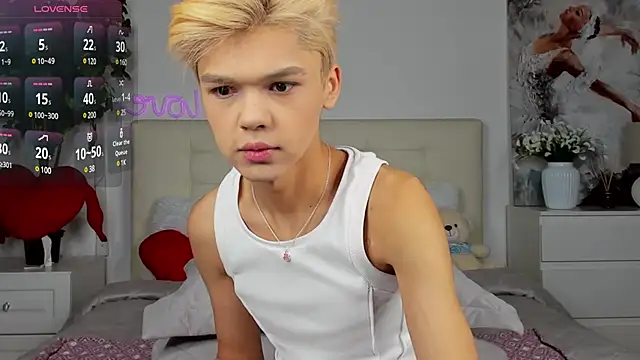 Snapshot of Felix_Rey chatting on 02-12-25, 05:48 Felix Rey online show from 02-12-25, 05:48