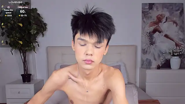 Felix Rey online show from 03-04-26, 02:12