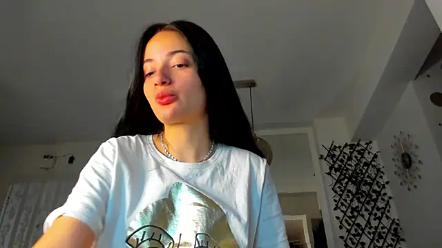 IreneVON online show from 12-03-24, 04:47