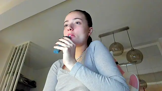 Snapshot of IreneVON chatting on 01-13-26, 03:45 IreneVON online show from 01-13-26, 03:45