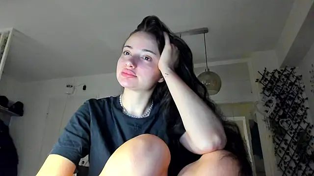 Snapshot of IreneVON chatting on 02-21-26, 03:40 IreneVON online show from 02-21-26, 03:40