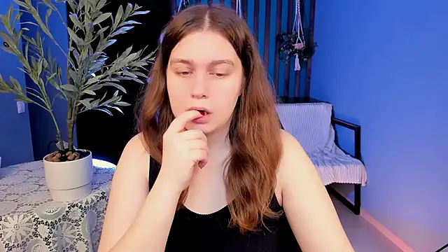 FioraMarmoris online show from 03-15-26, 05:24