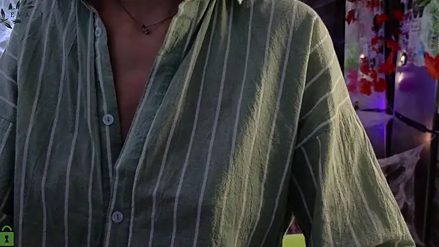 Snapshot of Eva_Natsumi chatting on 10-27-25, 05:17 Eva Natsumi online show from 10-27-25, 05:17