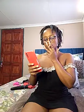 Queen-Chocolate online show from 02-16-25, 11:16